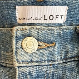 LOFT Super Soft Girlfriend Jeans Medium Wash High Rise Size 4 / 27